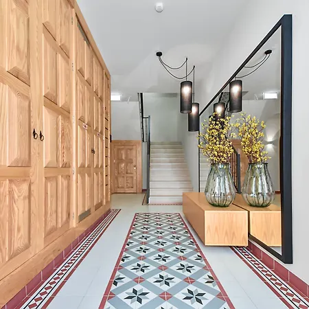 Augusta Serviced Apartment